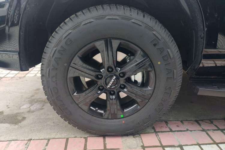 Used Haval H5 2025 2.0T Automatic All-Wheel Drive Navigation Version – Gasoline Left Front Wheel Hub