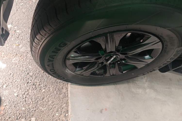 Used Haval H5 2025 2.0T Automatic All-Wheel Drive Navigation Version – Gasoline Left Front Wheel Hub