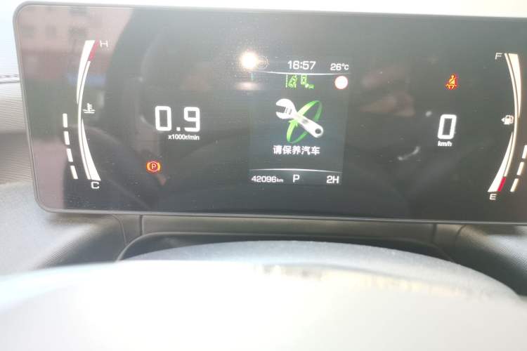 Used Haval H5 2025 2.0T Automatic All-Wheel Drive Navigation Version – Gasoline Odometer Close Up