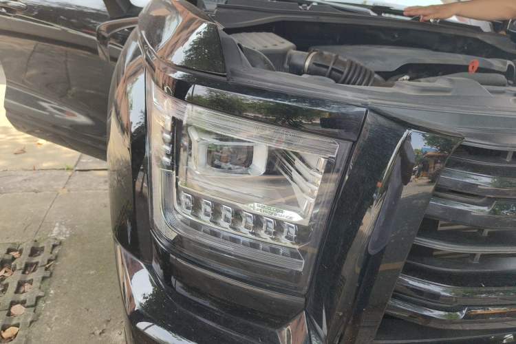 Used Haval H5 2025 2.0T Automatic All-Wheel Drive LinkedIn Edition Gasoline Right Front Headlight