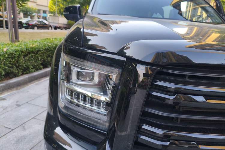 Used Haval H5 2025 2.0T Automatic All-Wheel Drive LinkedIn Edition Diesel Right Front Headlight