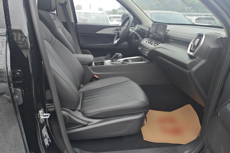 Used Haval H5 2025 2.0T Automatic All-Wheel Drive Navigation Version Diesel Right Front Seat