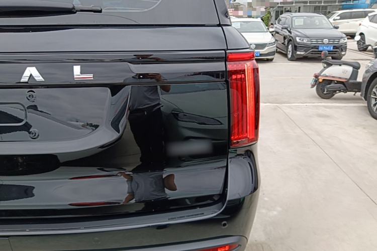 Used Haval H5 2025 2.0T Automatic All-Wheel Drive LinkedIn Edition Gasoline Right Rear Taillight