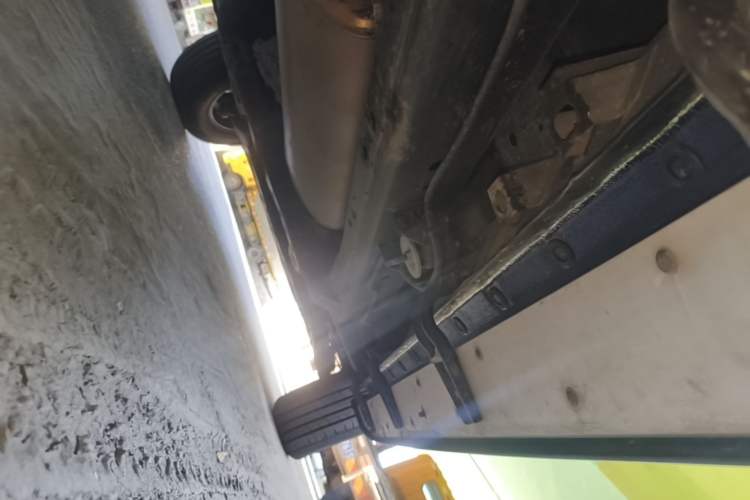 Used Haval H5 2025 2.0T Automatic All-Wheel Drive Navigation Version Diesel Right Side Sill