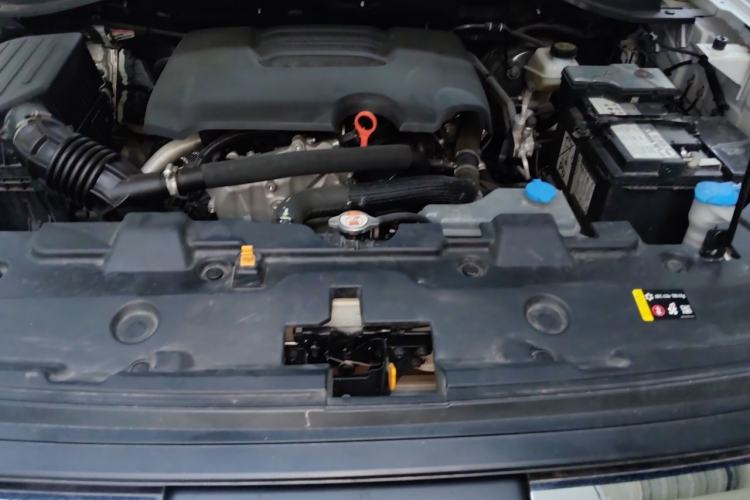 Used Haval H5 2025 2.0T Automatic All-Wheel Drive LinkedIn Edition Gasoline Engine Bay
