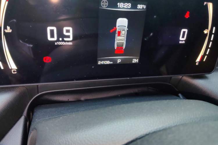 Used Haval H5 2025 2.0T Automatic All-Wheel Drive LinkedIn Edition Gasoline Odometer Close Up