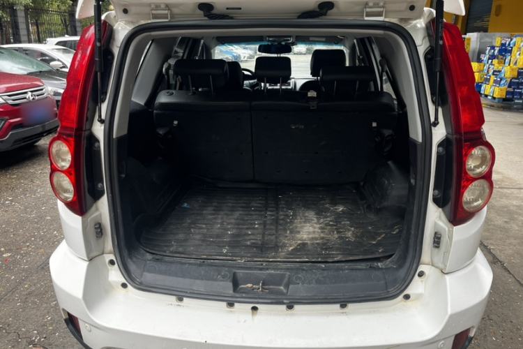 Used Haval H5 Classic 2016 Classic Edition 2.0T Diesel Manual 4x4 Elite Model Interior 3