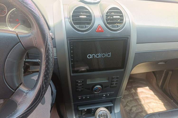 Used Haval H5 Classic 2010 Zhizun Edition 2.4L Four-Wheel Drive Comfort Model Audio And AC Panel