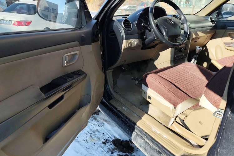 Used Haval H5 Classic 2010 European-style 2.0L Two-Wheel-Drive Luxury Model Driver Seat