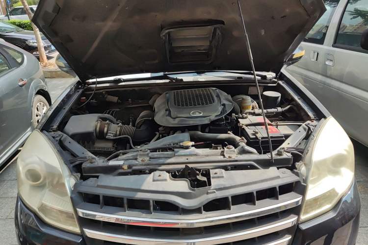 Used Haval H5 Classic 2010 Zhizun Edition 2.5 TCI Two-Wheel Drive Comfort Model Engine Bay