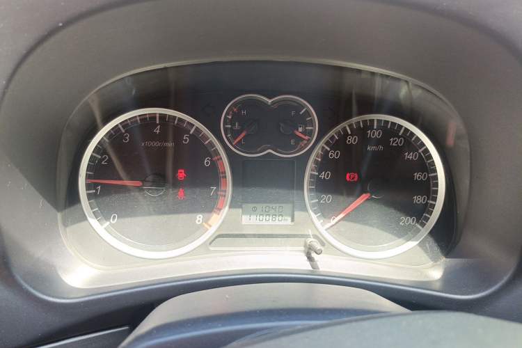 Used Haval H5 Classic 2010 Zhizun Edition 2.4L Four-Wheel Drive Comfort Model Instrument Cluster