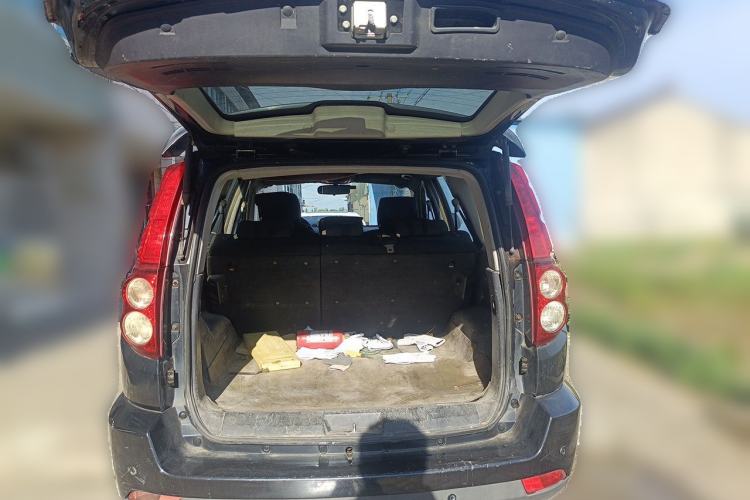 Used Haval H5 Classic 2010 European-style 2.0L Two-Wheel-Drive Luxury Model Trunk