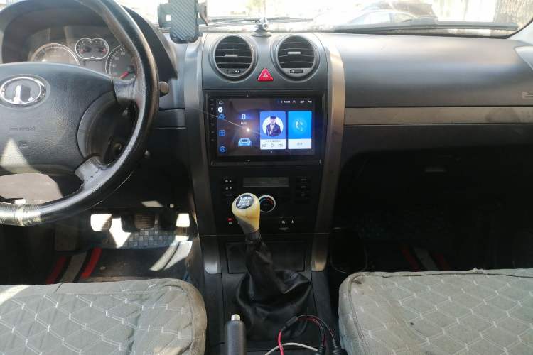 Used Haval H5 Classic 2010 Zhizun Edition 2.4L Four-Wheel Drive Comfort Model Audio And AC Panel