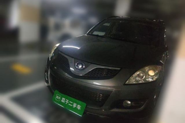 Used Haval H5 Classic 2010 European-style Model Green Quiet 2.0T Manual Two-Wheel Drive Luxury Version
