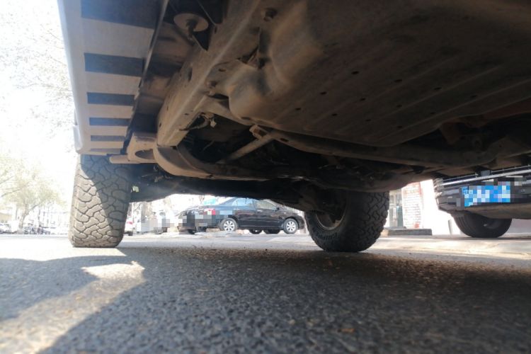 Used Haval H5 Classic 2010 Zhizun Edition 2.4L Four-Wheel Drive Comfort Model Chassis Rear Left