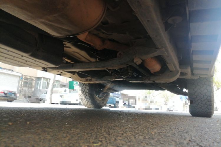 Used Haval H5 Classic 2010 Zhizun Edition 2.4L Four-Wheel Drive Comfort Model Chassis Rear Right