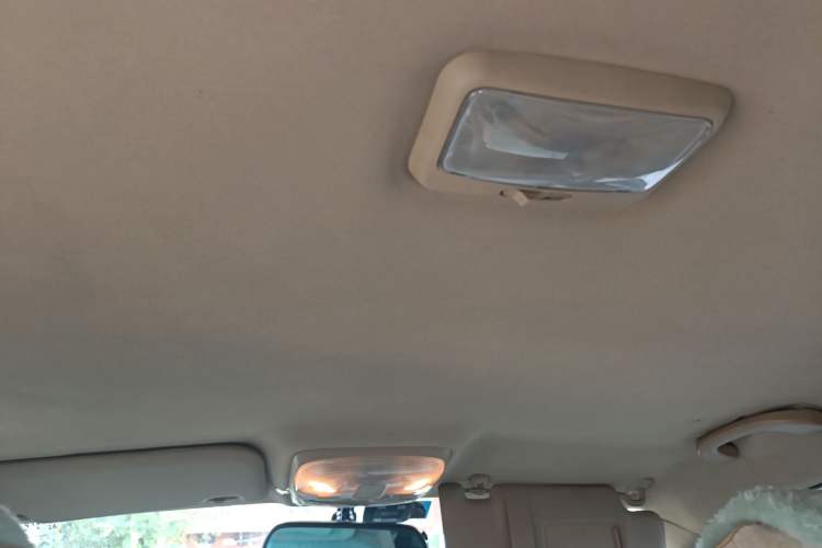 Used Haval H5 Classic 2010 European-style 2.4L 2WD Comfort Model Headliner