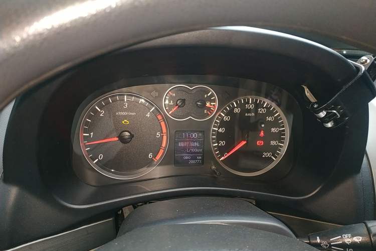 Used Haval H5 Classic 2010 European-style Model Green Quiet 2.0T Manual Two-Wheel Drive Luxury Version Instrument Cluster