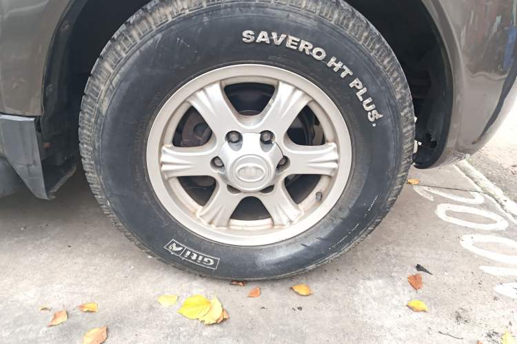 Used Haval H5 Classic 2010 European-style 2.4L 2WD Comfort Model Right Front Wheel Hub