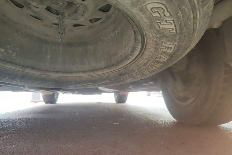 Used Haval H5 Classic 2010 Zhizun Edition 2.5 TCI Two-Wheel-Drive Luxury Model Chassis Rear