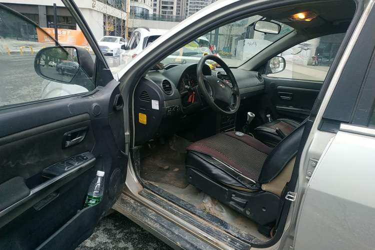 Used Haval H5 Classic 2010 Zhizun Edition 2.5 TCI Two-Wheel Drive Comfort Model Driver Seat