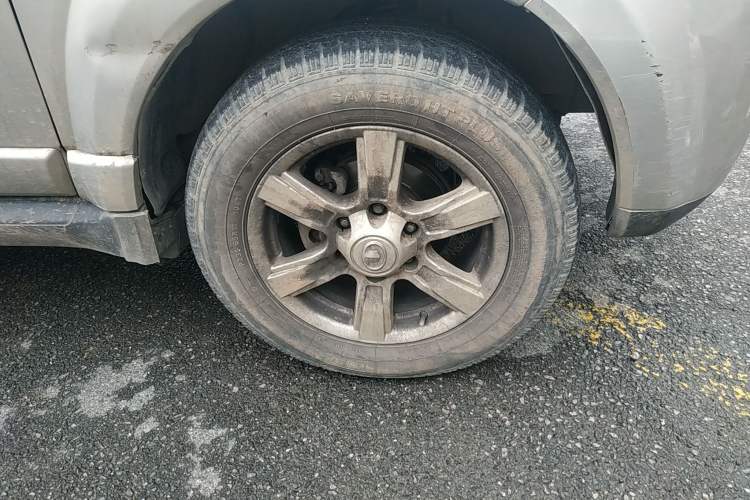 Used Haval H5 Classic 2010 Zhizun Edition 2.5 TCI Two-Wheel Drive Comfort Model Right Front Wheel Hub