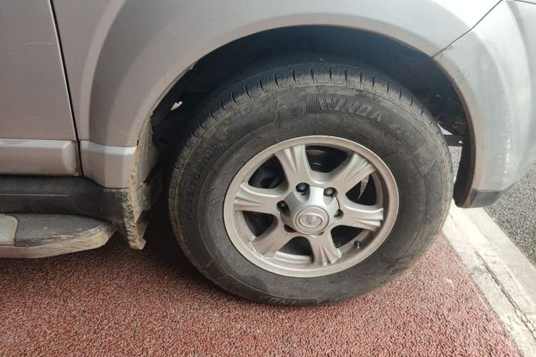 Used Haval H5 Classic 2010 Zhizun Edition 2.5 TCI Two-Wheel-Drive Luxury Model Right Front Wheel Hub