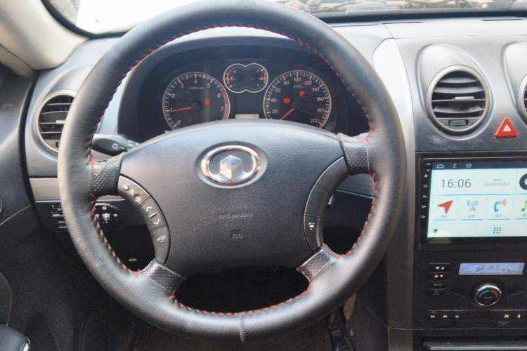 Used Haval H5 Classic 2010 Zhizun Edition 2.4L Four-Wheel Drive Luxury Model Steering Wheel