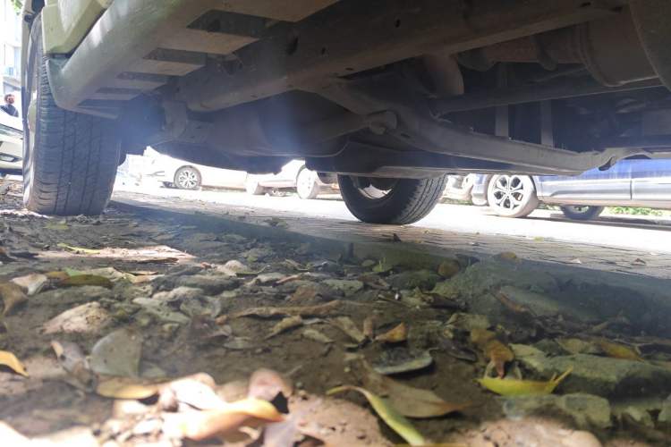 Used Haval H5 Classic 2010 Zhizun Edition 2.5 TCI Two-Wheel Drive Comfort Model Chassis Front Right