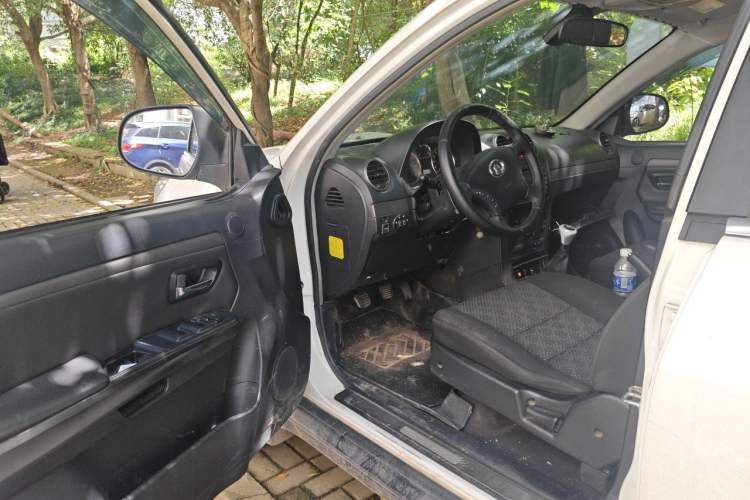 Used Haval H5 Classic 2010 Zhizun Edition 2.5 TCI Two-Wheel Drive Comfort Model Driver Seat
