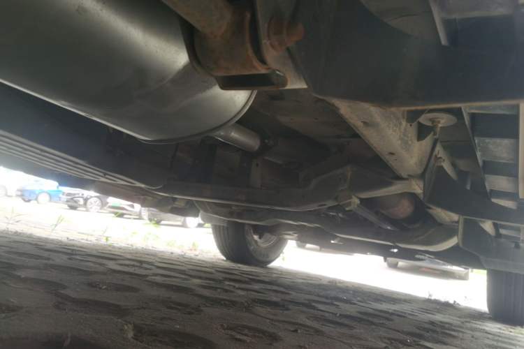 Used Haval H5 Classic 2011 Zhizun Edition 2.0L Two-Wheel Drive Luxury Model Chassis Rear Right