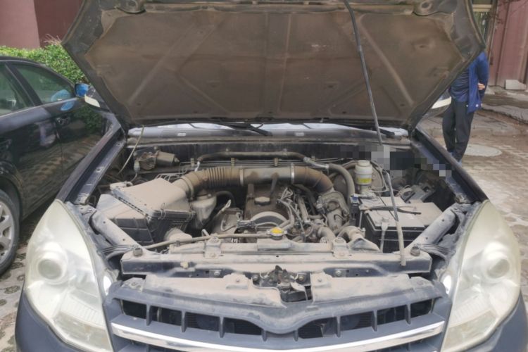 Used Haval H5 Classic 2011 Zhizun Edition 2.0L Two-Wheel Drive Luxury Model Engine Bay