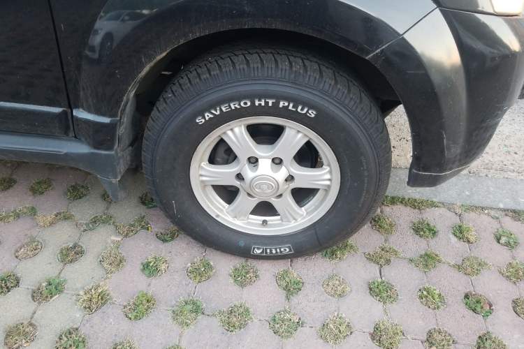 Used Haval H5 Classic 2011 Zhizun Edition 2.4L Four-Wheel Drive Deluxe Differential Version Right Front Wheel Hub