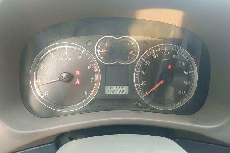 Used Haval H5 Classic 2011 Zhizun Edition 2.0L Two-Wheel Drive Luxury Model Instrument Cluster