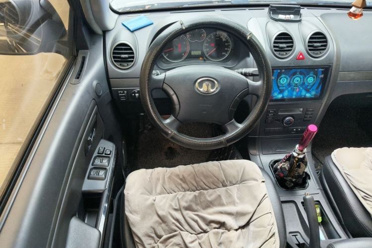 Used Haval H5 Classic 2011 Zhizun Edition 2.0L Two-Wheel Drive Luxury Model Steering Wheel