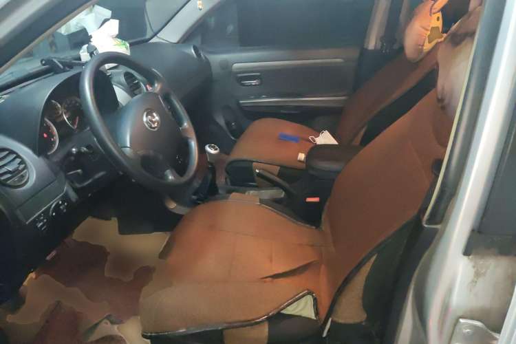Used Haval H5 Classic 2011 Zhizun Edition 2.0L Two-Wheel Drive Luxury Model Left Front Seat