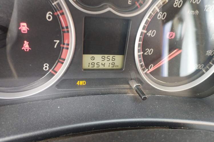 Used Haval H5 Classic 2011 Zhizun Edition 2.4L Four-Wheel Drive Deluxe Differential Version Odometer Close Up
