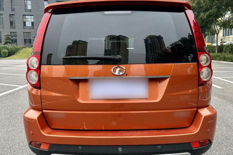 Used Haval H5 Classic 2011 Zhizun Edition 2.0L Two-Wheel Drive Luxury Model Exterior 6