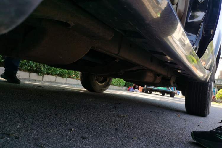 Used Haval H5 Classic 2012 European-style 2.0L Two-Wheel Drive Elite Model Chassis Front Left