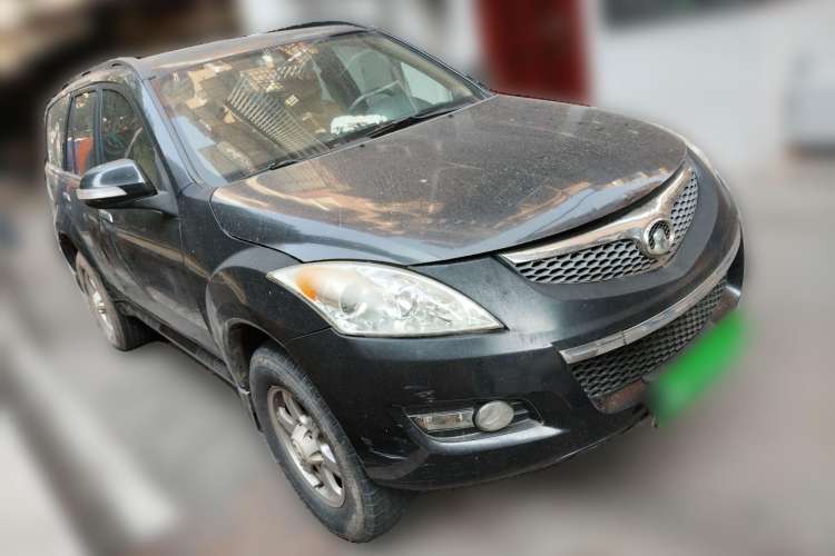 Used Haval H5 Classic 2012 European-style Edition 2.0L Two-Wheel Drive Luxury Model Front Right 45 Deg