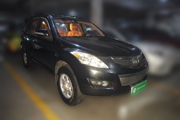 Used Haval H5 Classic 2012 European-style Model Green & Quiet 2.0T Manual 4x4 Comfort Version Front Right 45 Deg