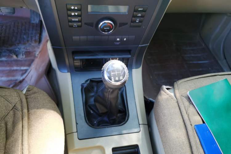 Used Haval H5 Classic 2012 European-style 2.0L Two-Wheel Drive Elite Model Gear Lever