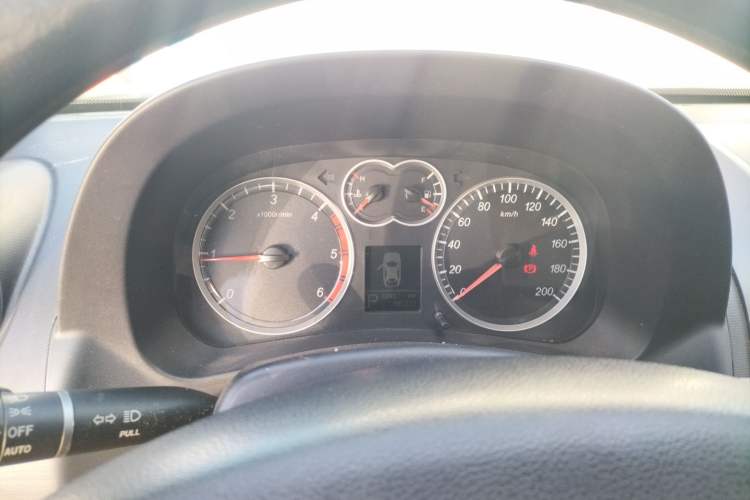 Used Haval H5 Classic 2012 ZhiZun Edition Green Silence 2.0T Automatic Two-Wheel Drive Comfortable Model Instrument Cluster