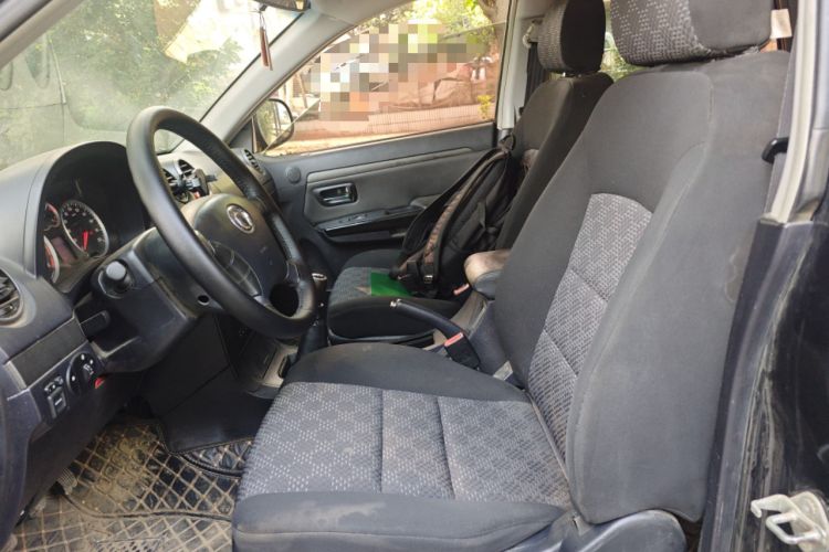 Used Haval H5 Classic 2012 ZhiZun Edition Green & Quiet 2.0T Manual 4x4 Comfort Model Left Front Seat