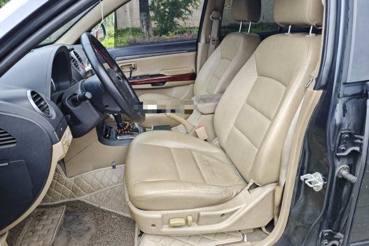Used Haval H5 Classic 2012 European-style Edition Green Silence 2.0T Automatic All-Wheel Drive Ultra-Luxury Model Left Front Seat
