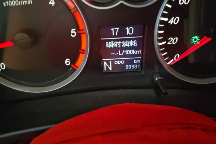 Used Haval H5 Classic 2012 European-style Version Green Silence 2.0T Automatic 2WD Comfort Model Odometer Close Up