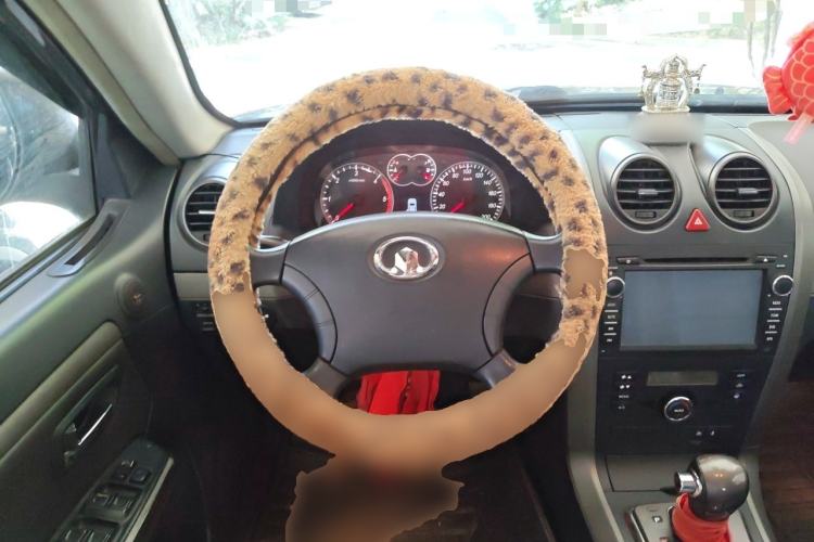 Used Haval H5 Classic 2012 European-style Version Green Silence 2.0T Automatic 2WD Comfort Model Steering Wheel