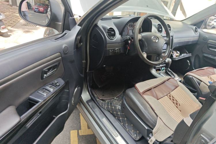 Used Haval H5 Classic 2012 ZhiZun Edition Green & Quiet 2.0T Automatic Two-Wheel Drive Luxury Model Driver Seat