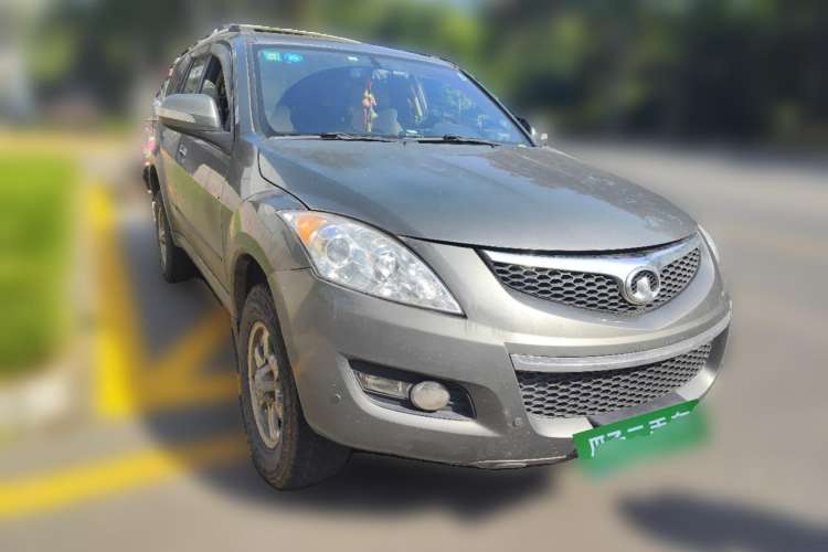 Used Haval H5 Classic 2012 European-style Model Green & Quiet 2.0T Manual 4x4 Comfort Version Front Right 45 Deg