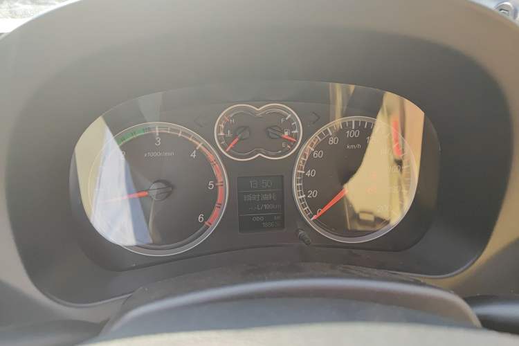 Used Haval H5 Classic 2012 European-style Model Green & Quiet 2.0T Manual 4x4 Comfort Version Instrument Cluster